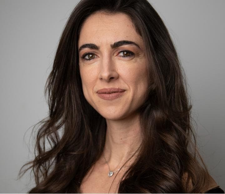 Cartel de Finanzas personales en tiempo de incertidumbre con Esmeralda Gómez López