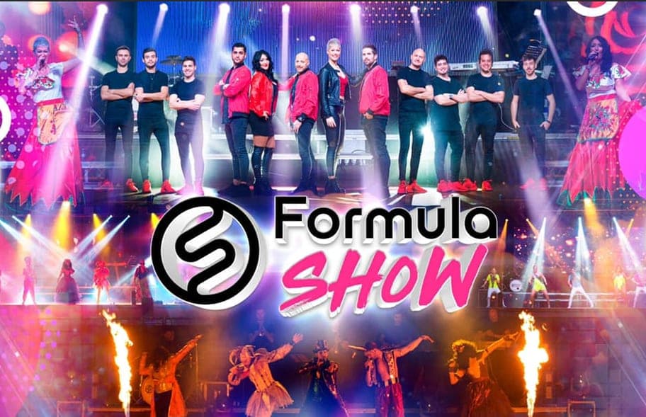 Cartel de Fórmula Show en la Peña Los Chachos