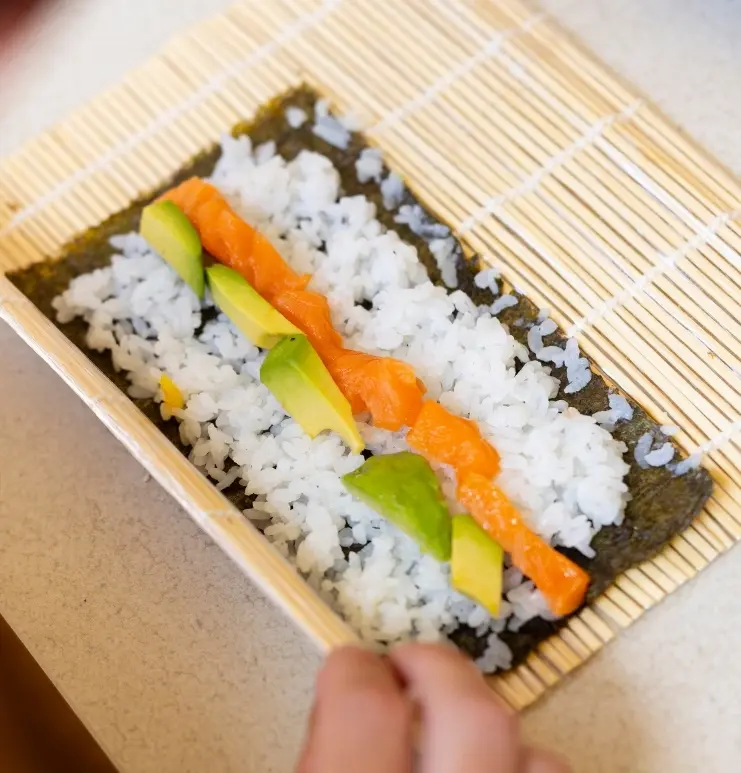 Cartel de Taller de sushi y gyozas