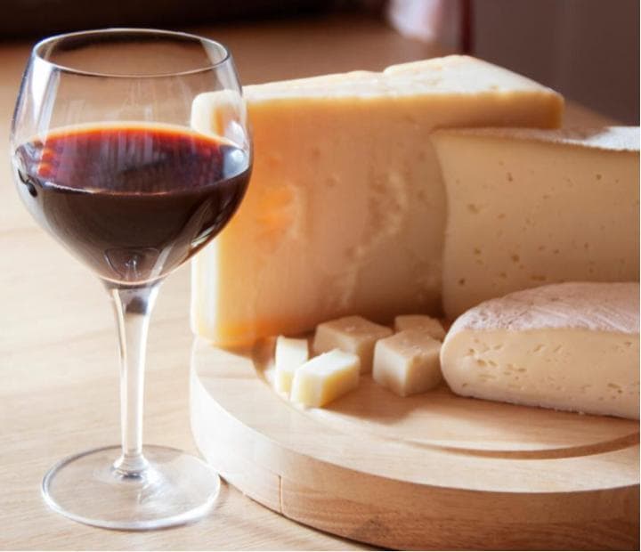 Cartel de Cata maridaje: vinos ecológicos de Bodegas Idrias y quesos artesanos del Alto Aragón